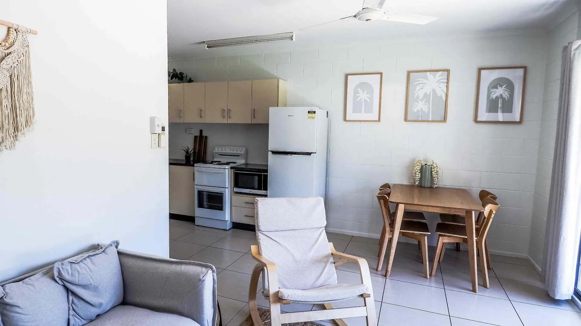 Coral Esplanade Escape Apartment Cannonvale